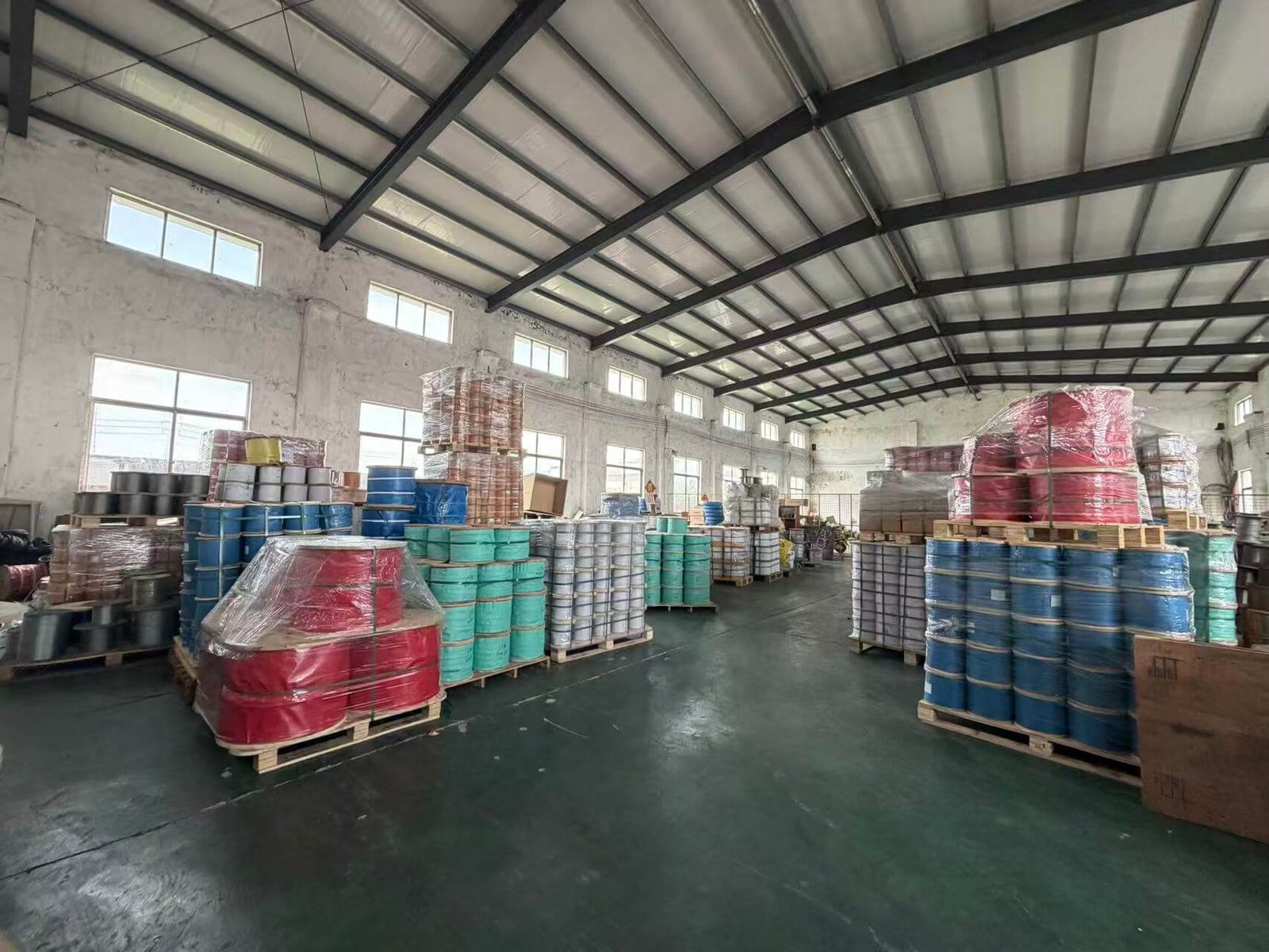 Packed wire rope products stored in Guangtong factory warehouse